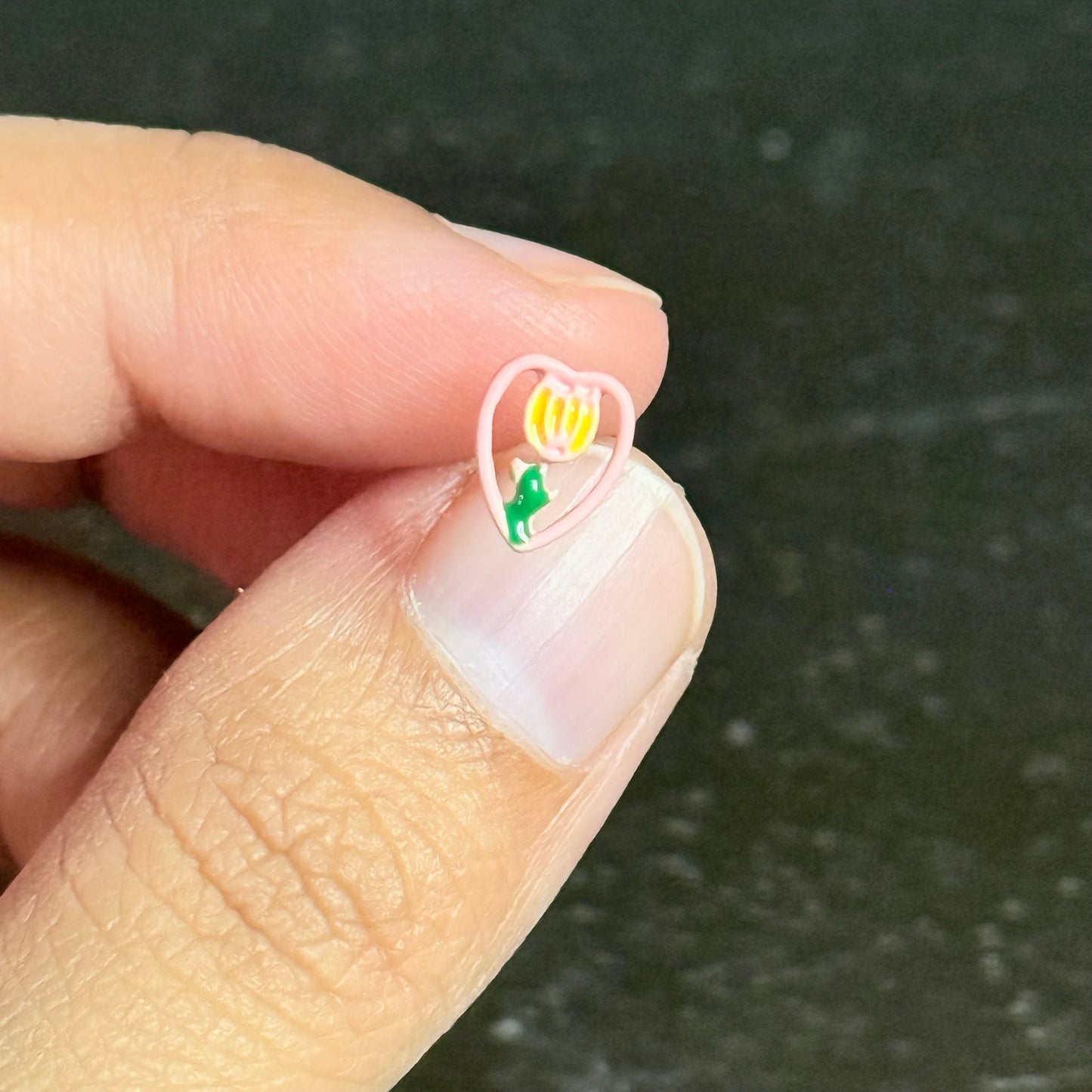 Tulip in hearts studs