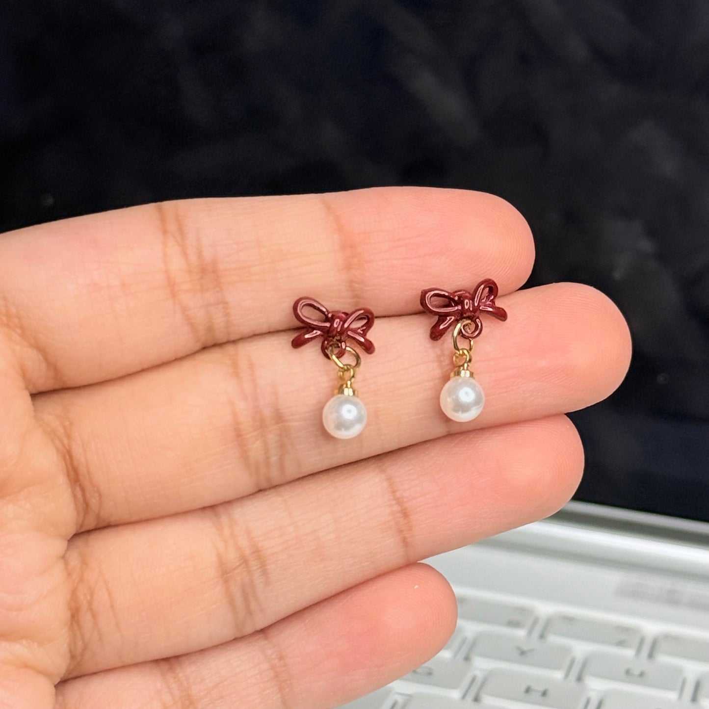 Maroon bow & pearl